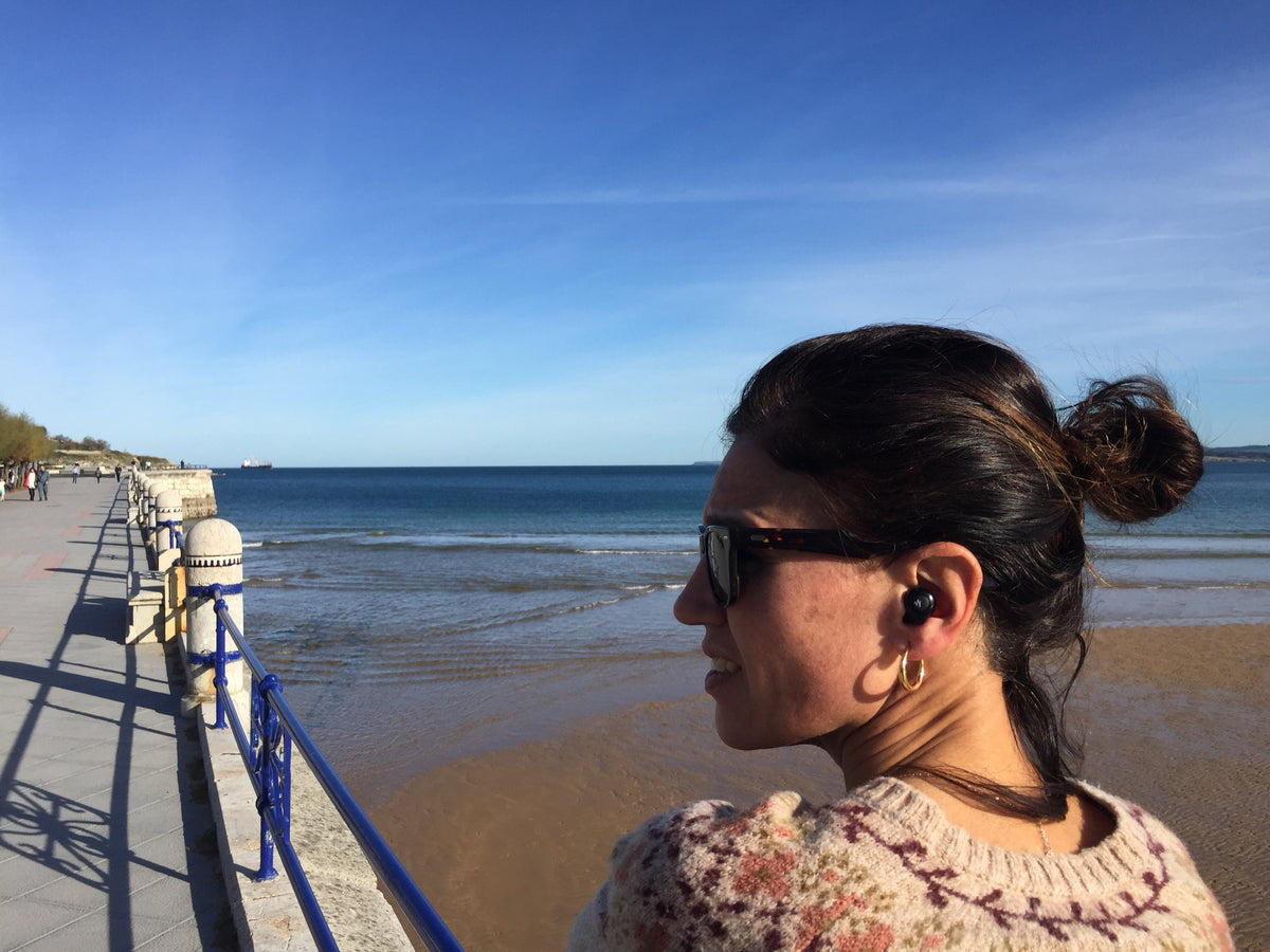 M15 Earphones - EB1000108