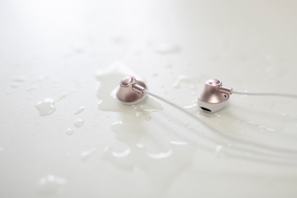 M6 Earphones - EB1000201