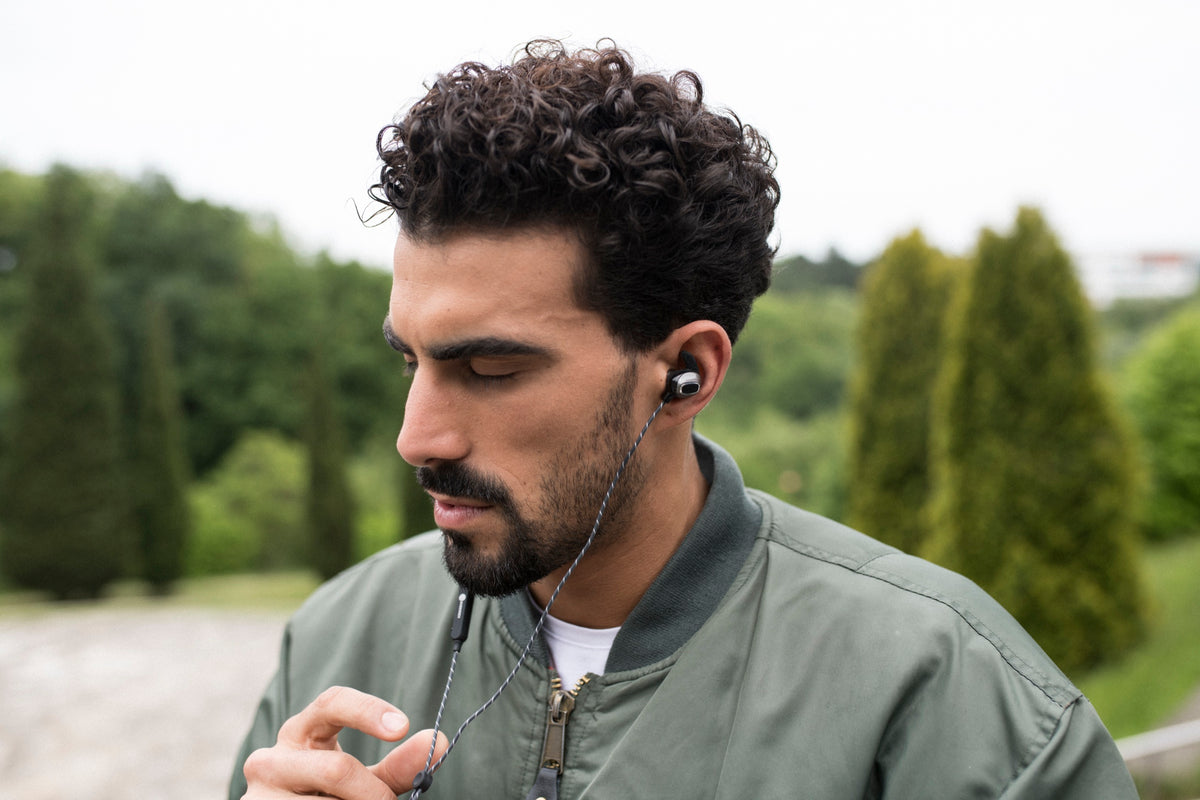 M4 Earphones - EB1000503