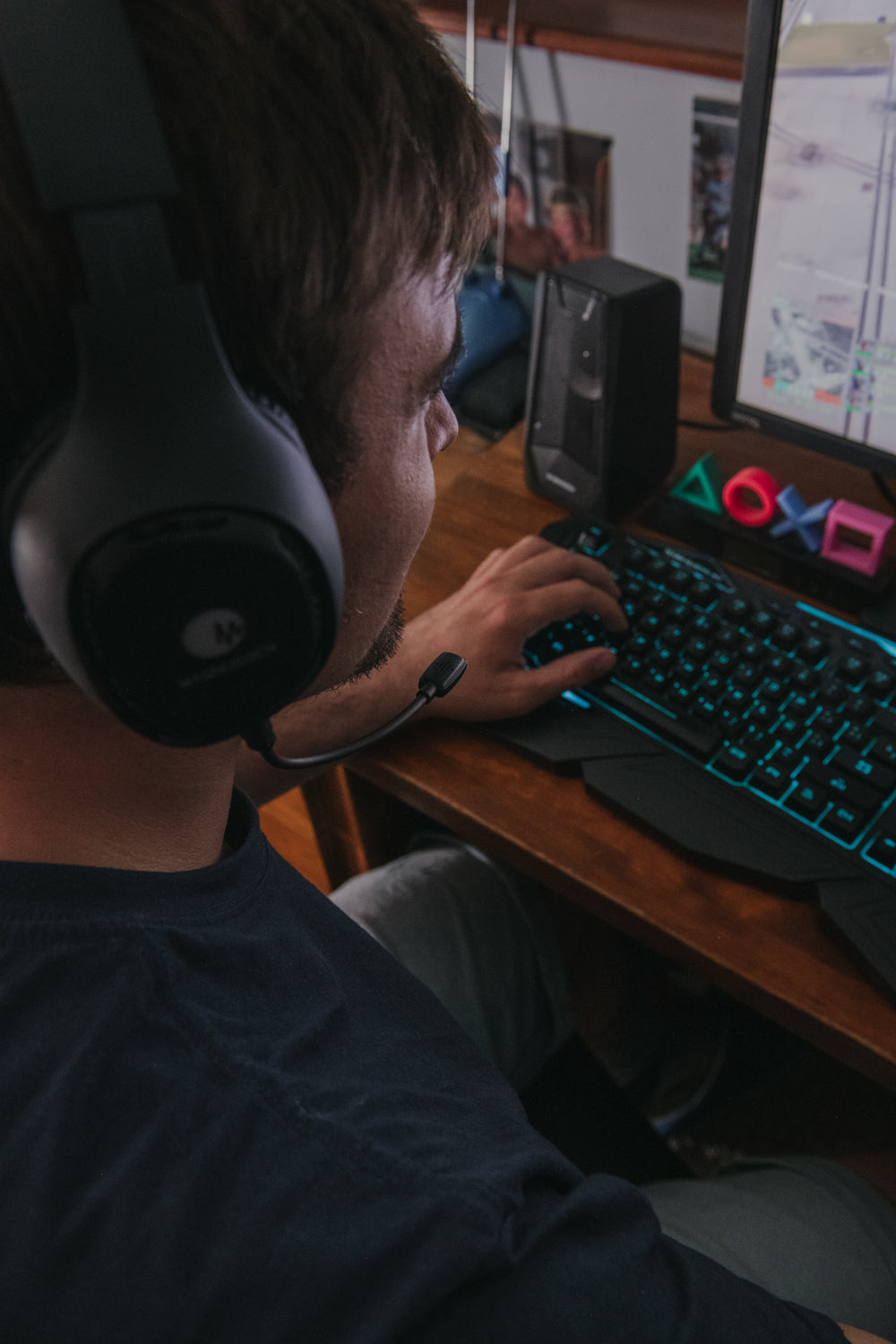 H5 Gaming Headphones - HB1000105